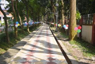  Running Track 